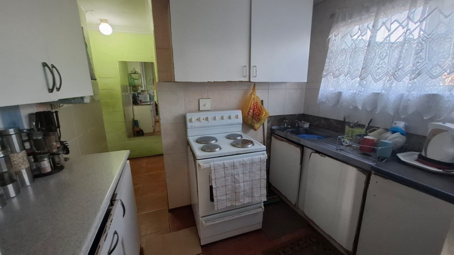 2 Bedroom Property for Sale in Rocklands Western Cape